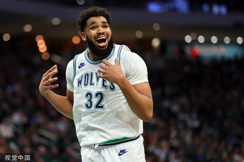 他仍然以 他仍然以